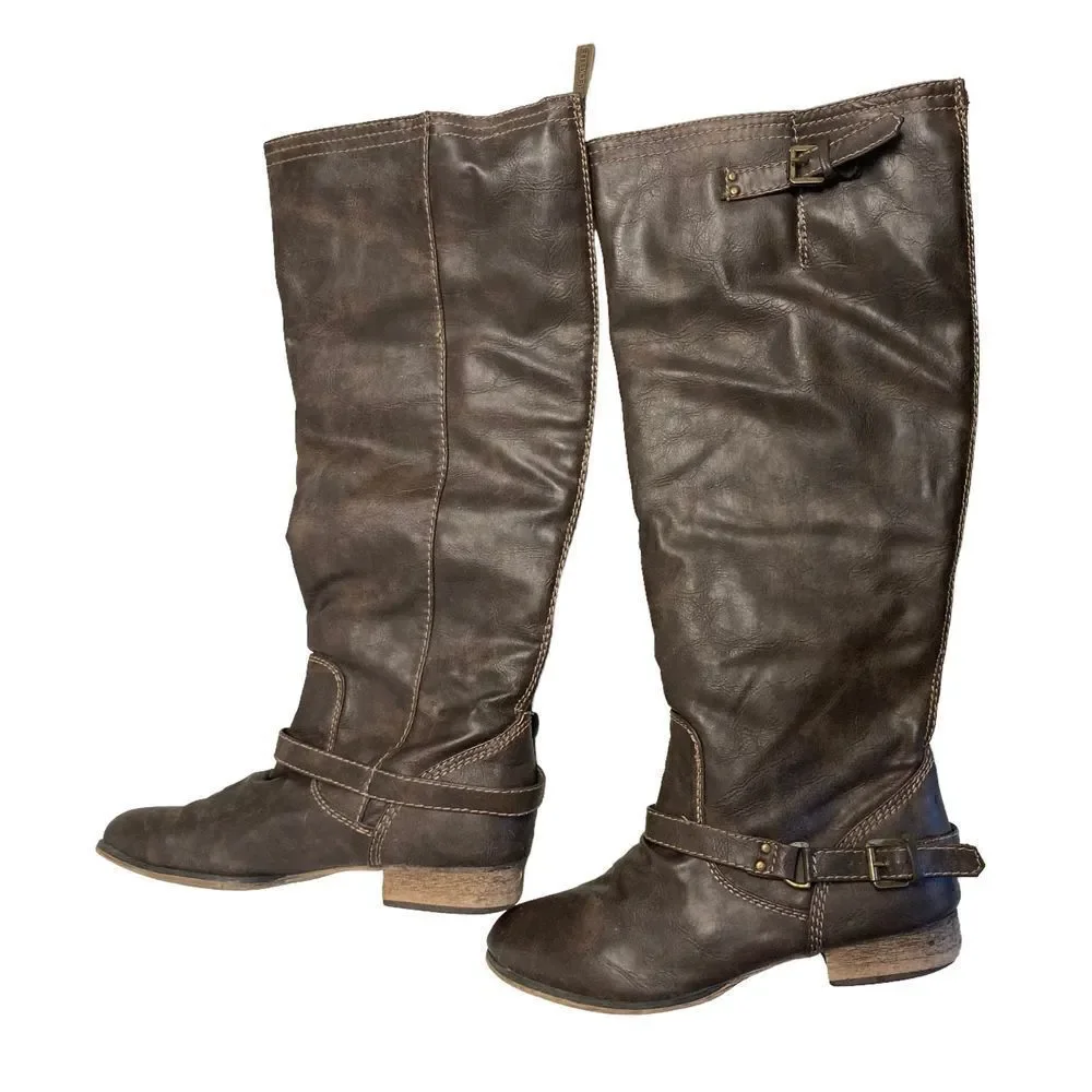 BRECKELLE’S Women’s Knee High Riding Boots Size 7.5‎